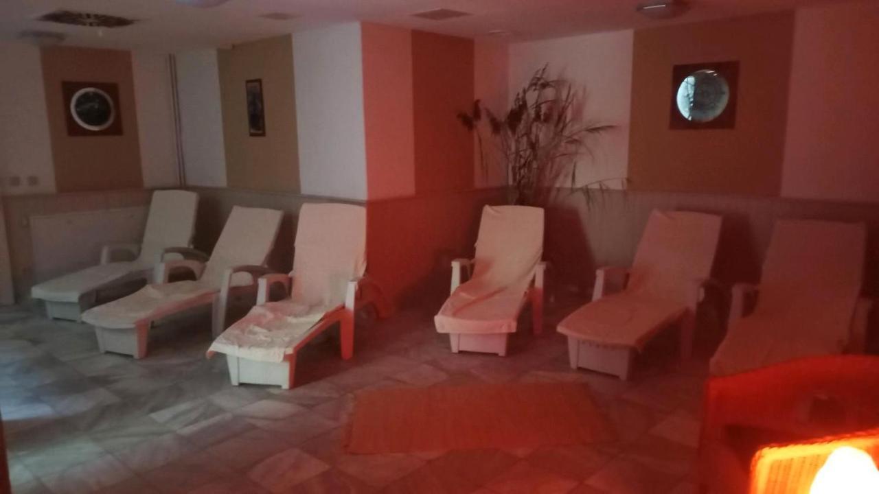 Ferienwohnung Naturparadies Gnitz Lutow Bagian luar foto